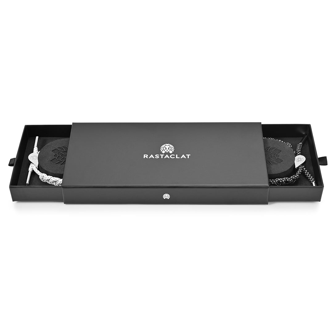 "Chromates" Magnetic Heart Bracelet Set