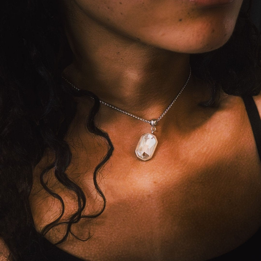 CLÀT Clear Quartz Charm