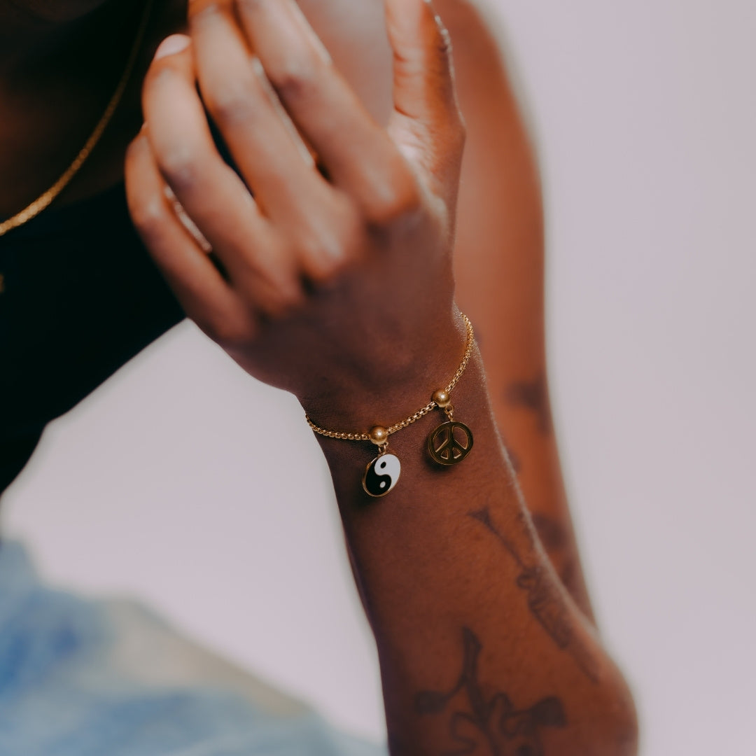 CLÀT Yin Yang Charm