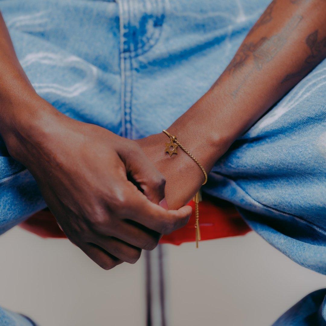 CLÀT Star of David Charm