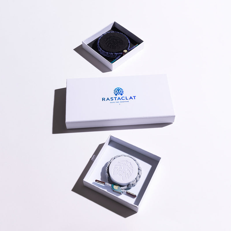 Ultra Violets Magnetic Heart Bracelet Set